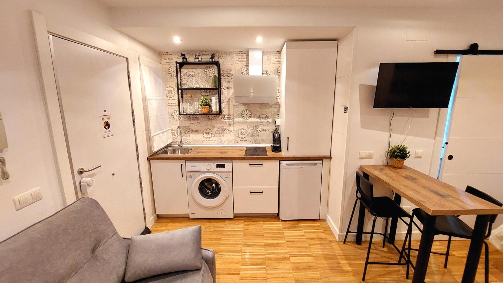 Acogedor Estudio En Delicias By Bebalmy Lejlighed Madrid Eksteriør billede